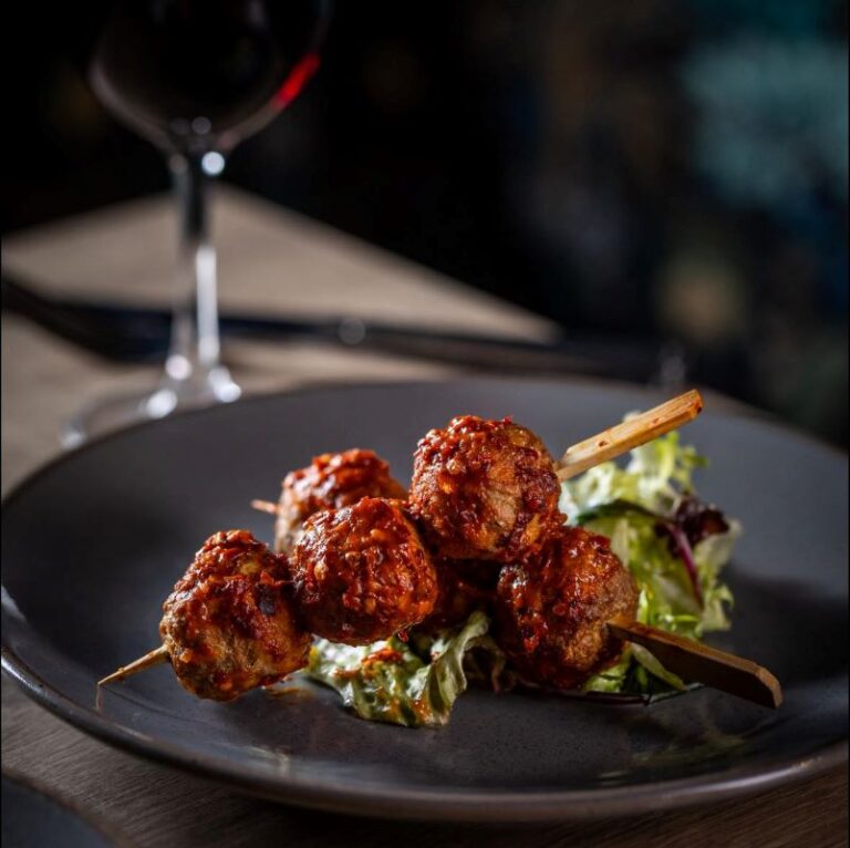 Galloping Horse 3 768x766