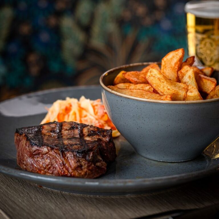 Galloping Horse 4 768x768